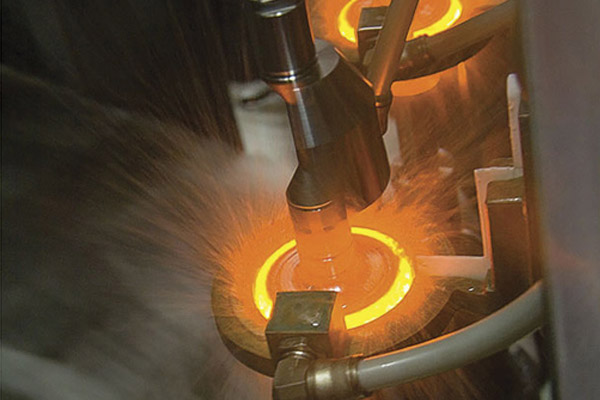 電磁感應(yīng),硬化沾火,裝置,兩個(gè),桿端,能,同時(shí),加熱,到 . 電磁感應(yīng)淬火裝置兩個(gè)桿端能同時(shí)加熱到淬火溫度